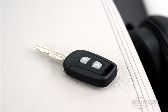 2014款 2.4L 5座豪華版