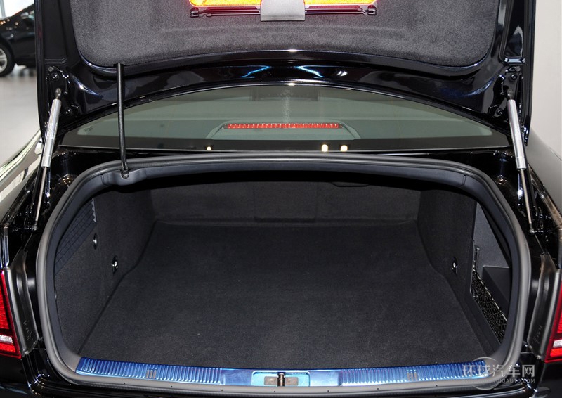 2012款 3.0L 商務型