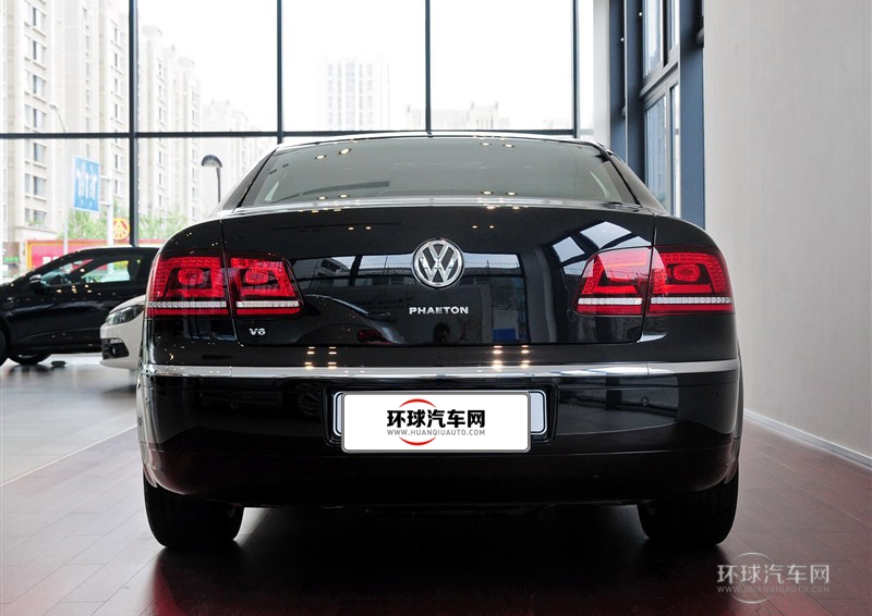 2012款 3.0L 商務型