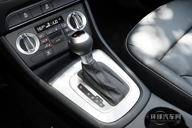 2015款 30 TFSI 舒適型