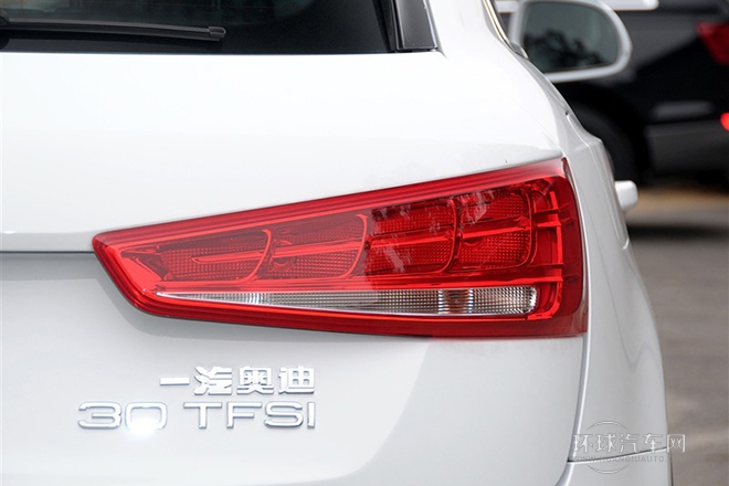 2015款 30 TFSI 進取型