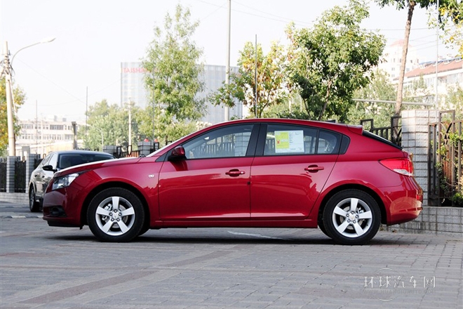 2013款 掀背 1.6L 手動豪華型