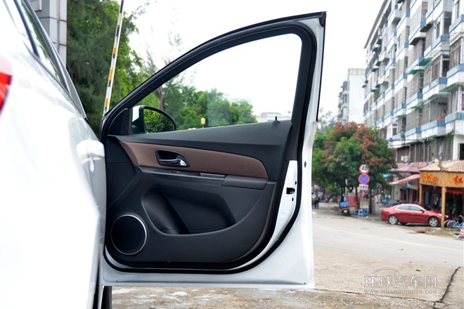 2013款 掀背 1.6L 自動豪華型