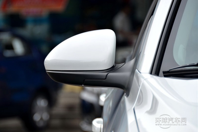 2013款 掀背 1.6L 自動(dòng)豪華型