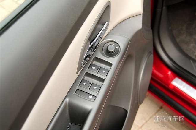 2014款 1.6L SL百萬(wàn)紀(jì)念版 AT