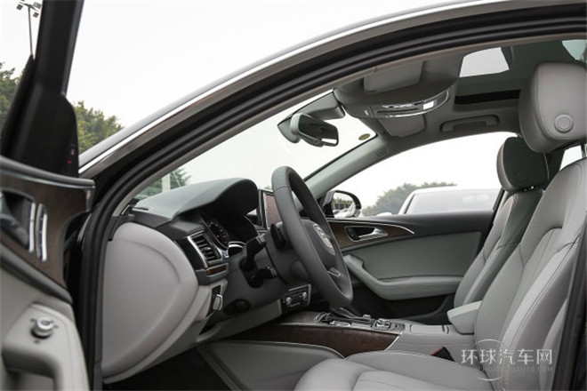 2014款 50 TFSI quattro 豪華型