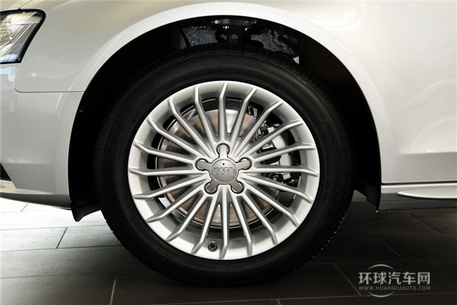 2013款 35 TFSI 自動豪華型