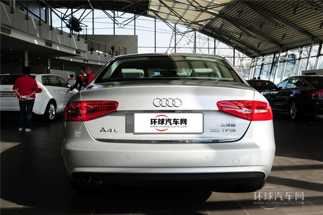 2013款 35 TFSI 自動豪華型