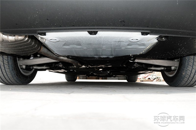 2013款 35 TFSI 自動標(biāo)準(zhǔn)型