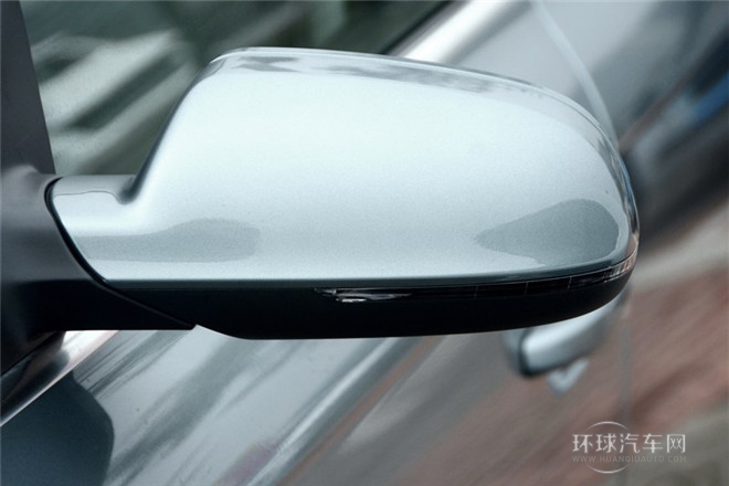 2013款 30 TFSI 自動舒適型