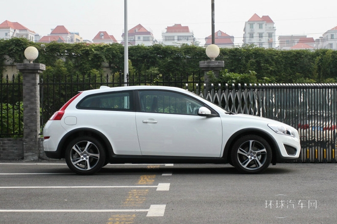 2013款2.0L雙離合炫動版