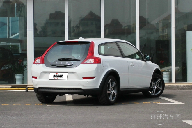 2013款2.0L雙離合炫動版