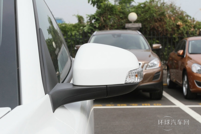 2013款2.0L雙離合炫動版