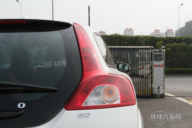 2013款2.0L雙離合炫動版