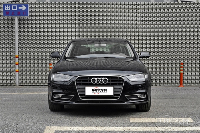 2013款 30 TFSI 手動(dòng)舒適型