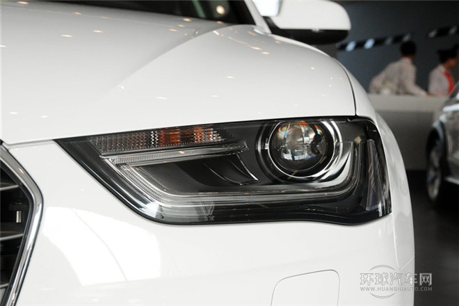 2015款 35 TFSI 自動舒適型