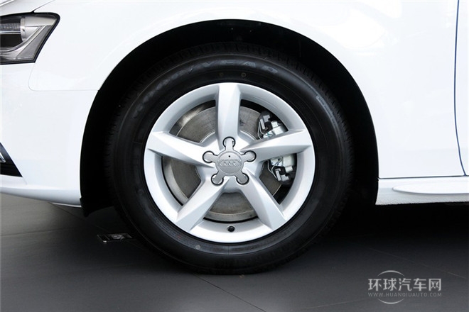 2015款 35 TFSI 自動標準型