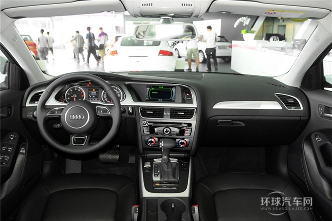 2015款 35 TFSI 自動標準型