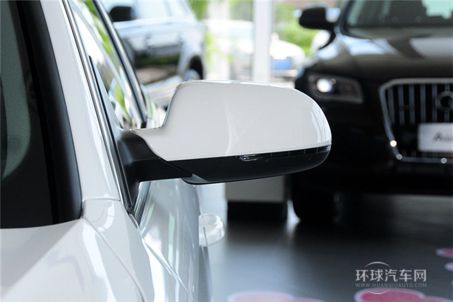 2015款 35 TFSI 自動標準型