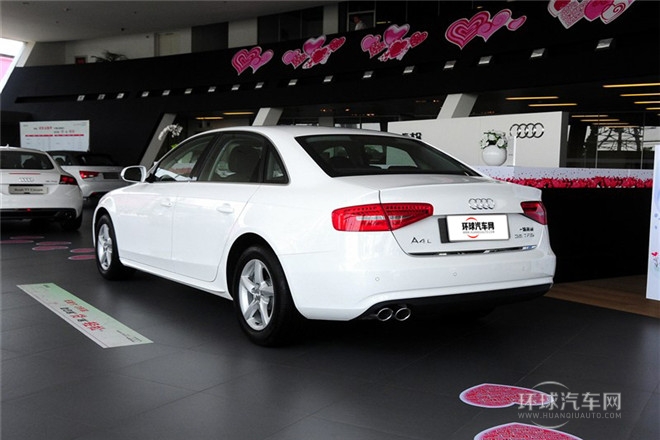 2015款 35 TFSI 自動標準型