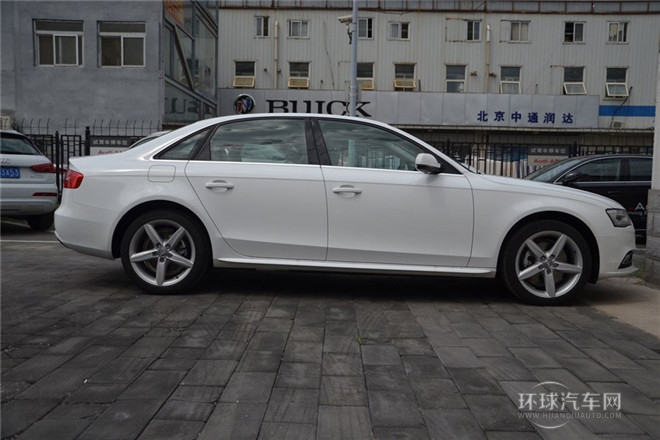 2015款 35 TFSI 自動標準型