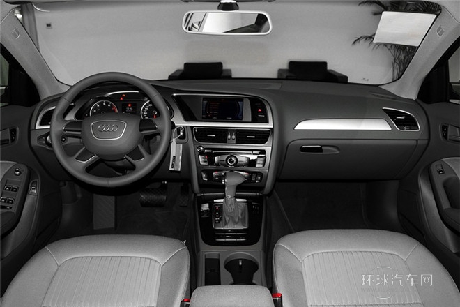 2015款 30 TFSI 自動舒適型