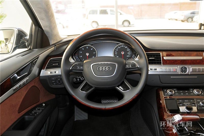 2013款 A8L 6.3 FSI W12 quattro旗艦型