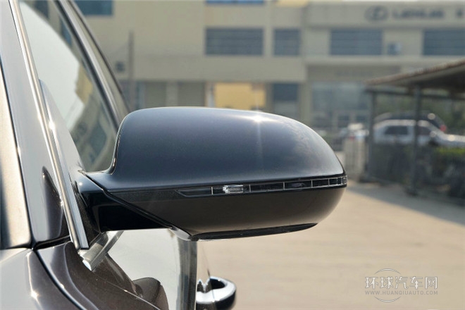 2013款 A8L 55 TFSI quattro專享型