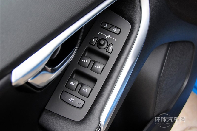 2015款1.6T智雅個性運動版