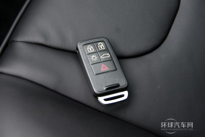 2015款1.6T智雅個性運動版