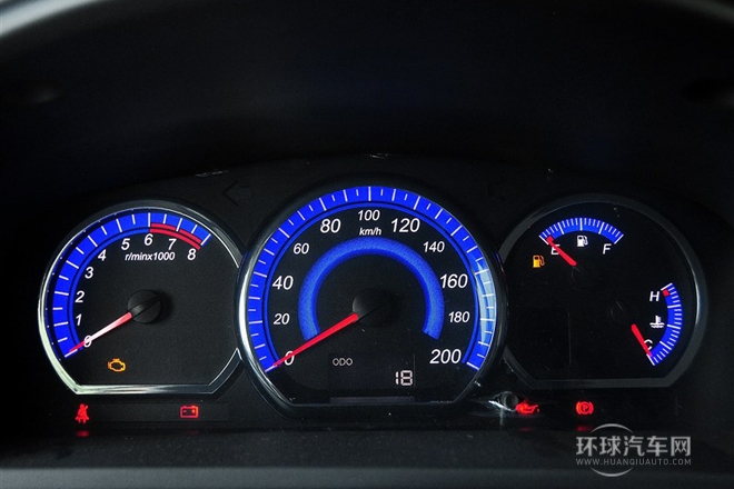 2014款 2.4L 公務型