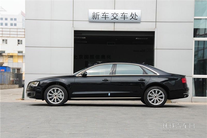 2013款 A8L 55 TFSI quattro豪華型