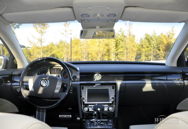 2013款 4.2L 柏秋納弗洛版