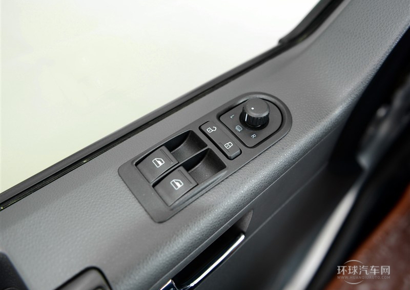 2014款 2.0TSI 兩驅舒適版