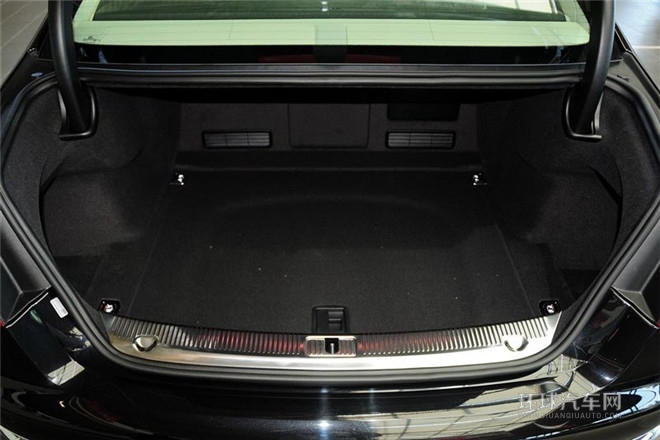 2013款 A8L 45 TFSI quattro專享型