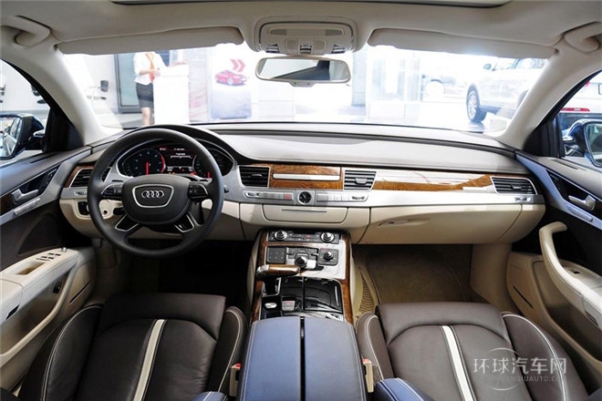 2013款 A8L 45 TFSI quattro專享型