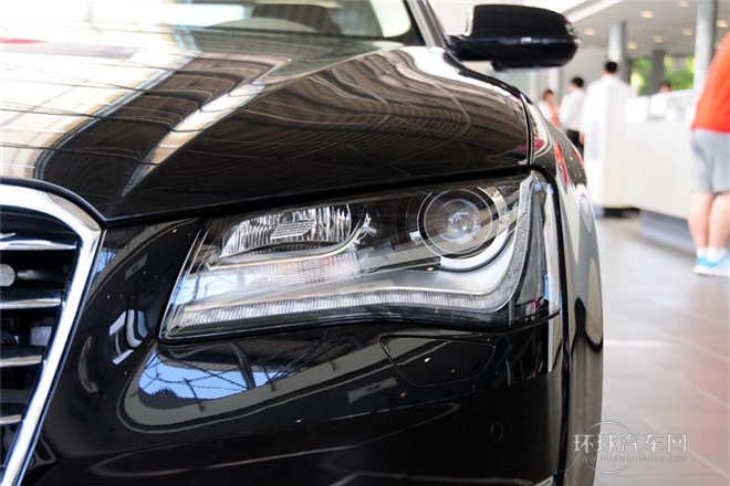 2013款 A8L 45 TFSI quattro專享型