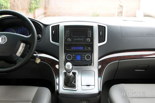 2014款 2.4L 商務(wù)型