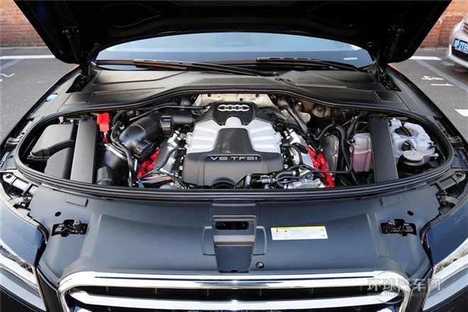 2013款 A8L 45 TFSI quattro豪華型