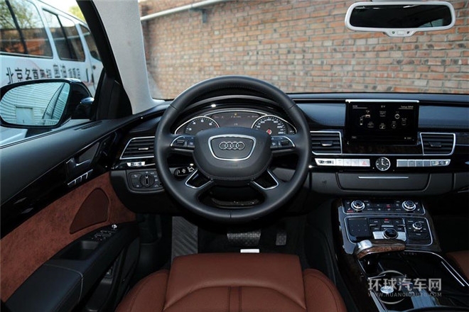 2013款 A8L 45 TFSI quattro豪華型