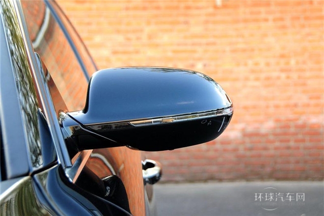 2013款 A8L 45 TFSI quattro豪華型