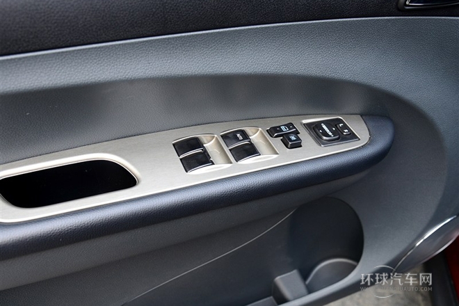 2014款 1.5L 手動(dòng)舒適型