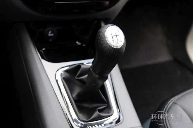 2014款 1.5L 手動舒適型