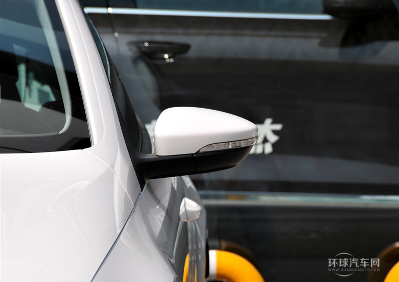 2011款 1.4TSI 單增壓風(fēng)尚版