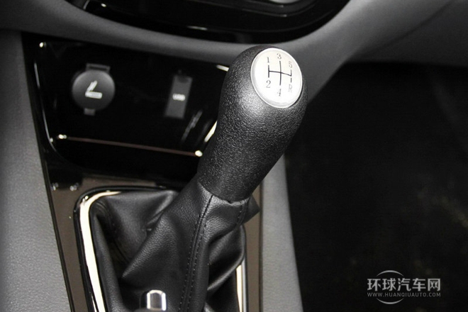 2014款 1.5L 手動尊享型