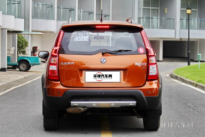 2014款 1.5L 手動尊享型