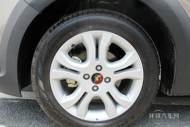 2014款 LV 改款 1.5L AMT豪華型