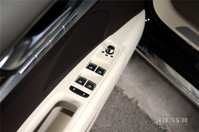 2013款 A8L 30 FSI 專享型