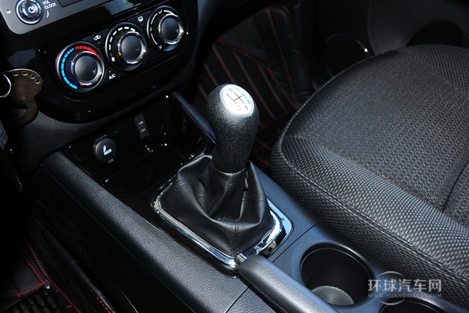 2014款 LV 改款 1.5L 手動豪華型