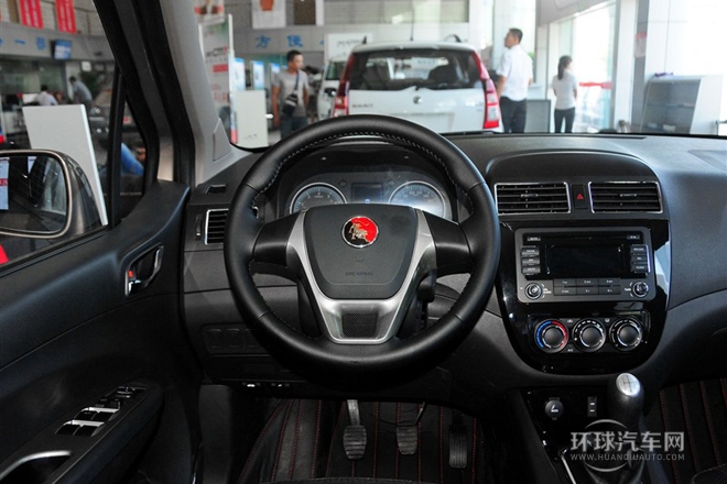 2014款 LV 改款 1.5L 手動豪華型